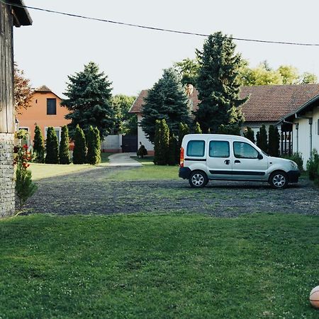 Apartament Dumalux Corner Subotica Zewnętrze zdjęcie